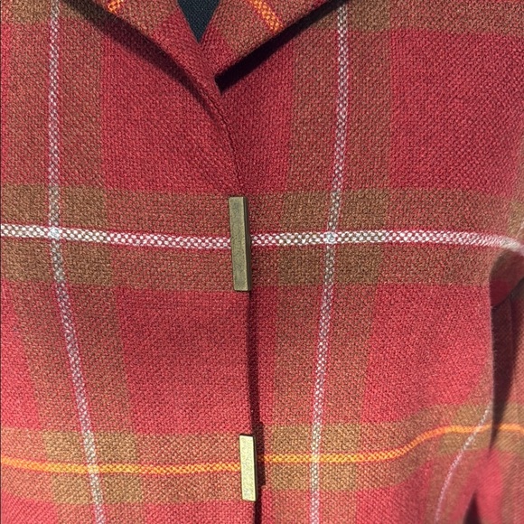 Carlisle Plaid Red Women's Jacket/Blazer 95% Wool 5% Cashmere. Size 10 - Picture 2 of 11